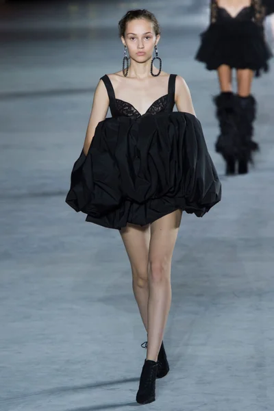 Look 57